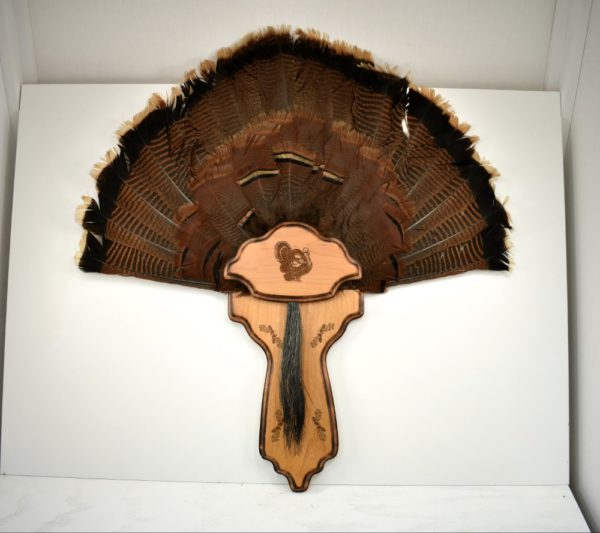 Classic style, two piece turkey plaque with leg slots.